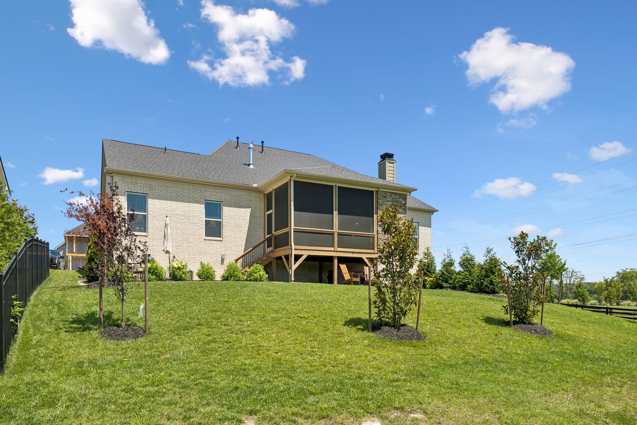 5011 High Park Hill Dr