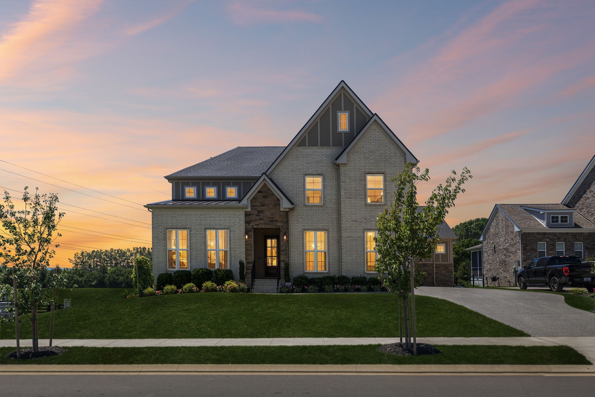 5011 High Park Hill Dr