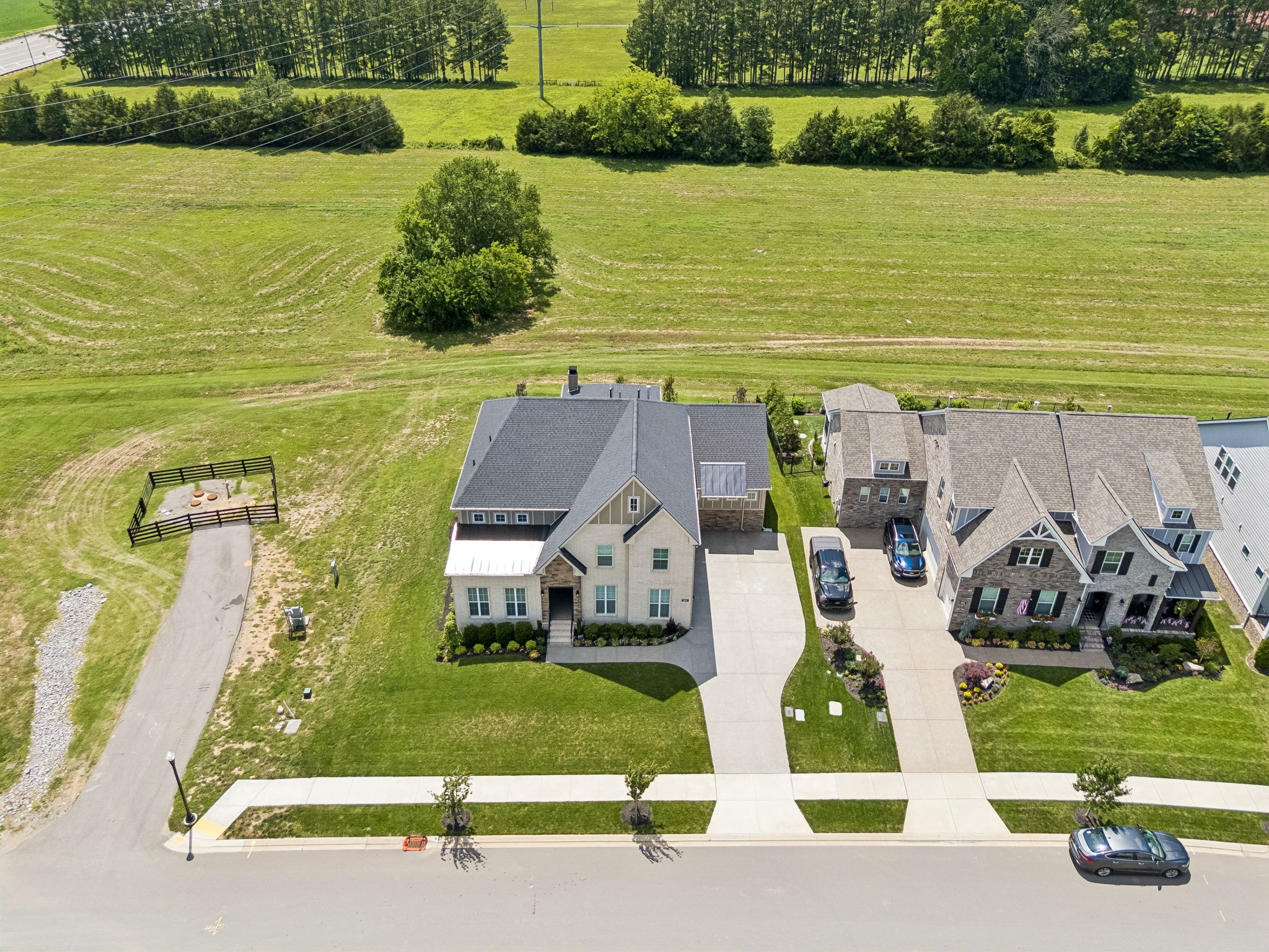 5011 High Park Hill Dr