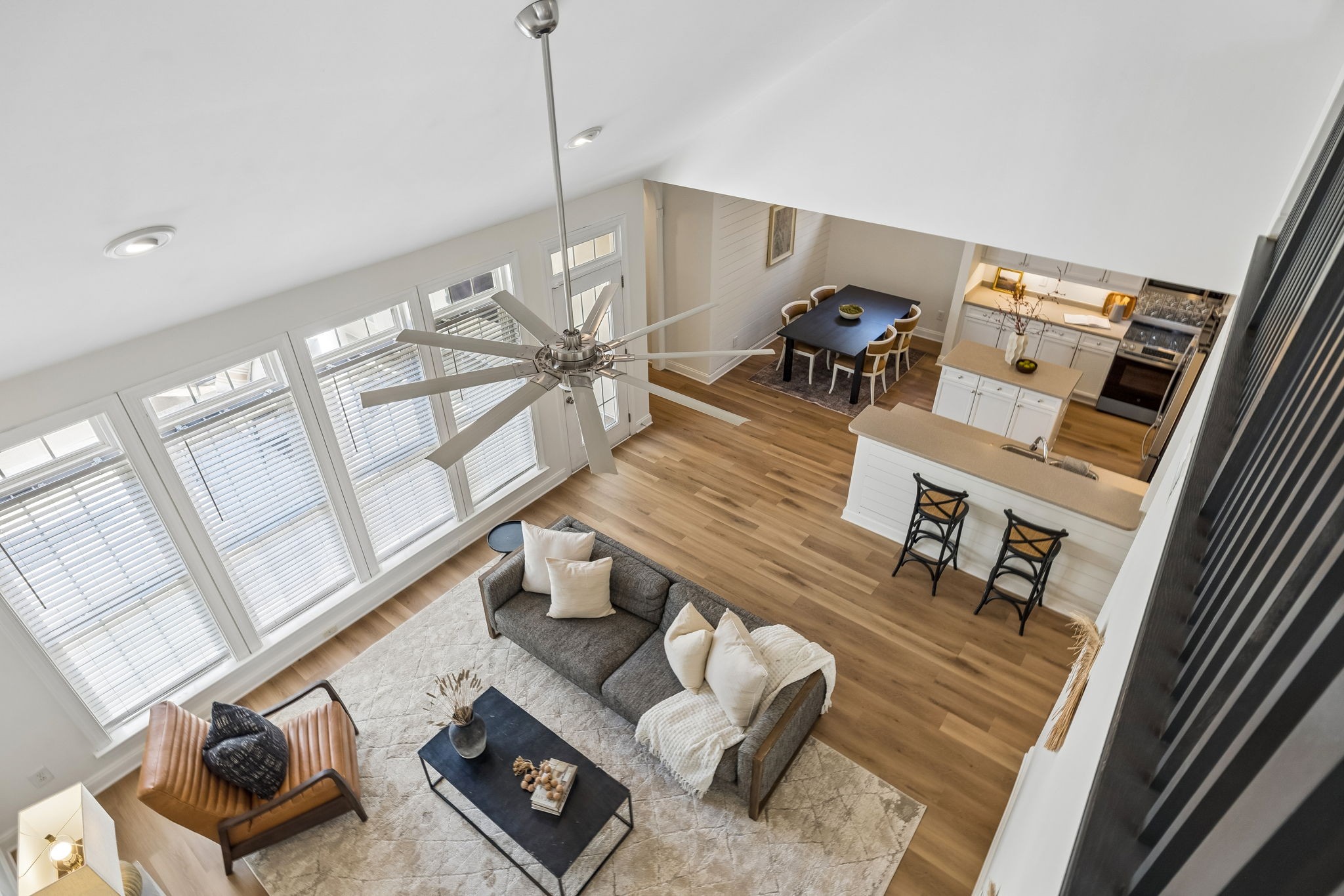 107 Tulip Ln