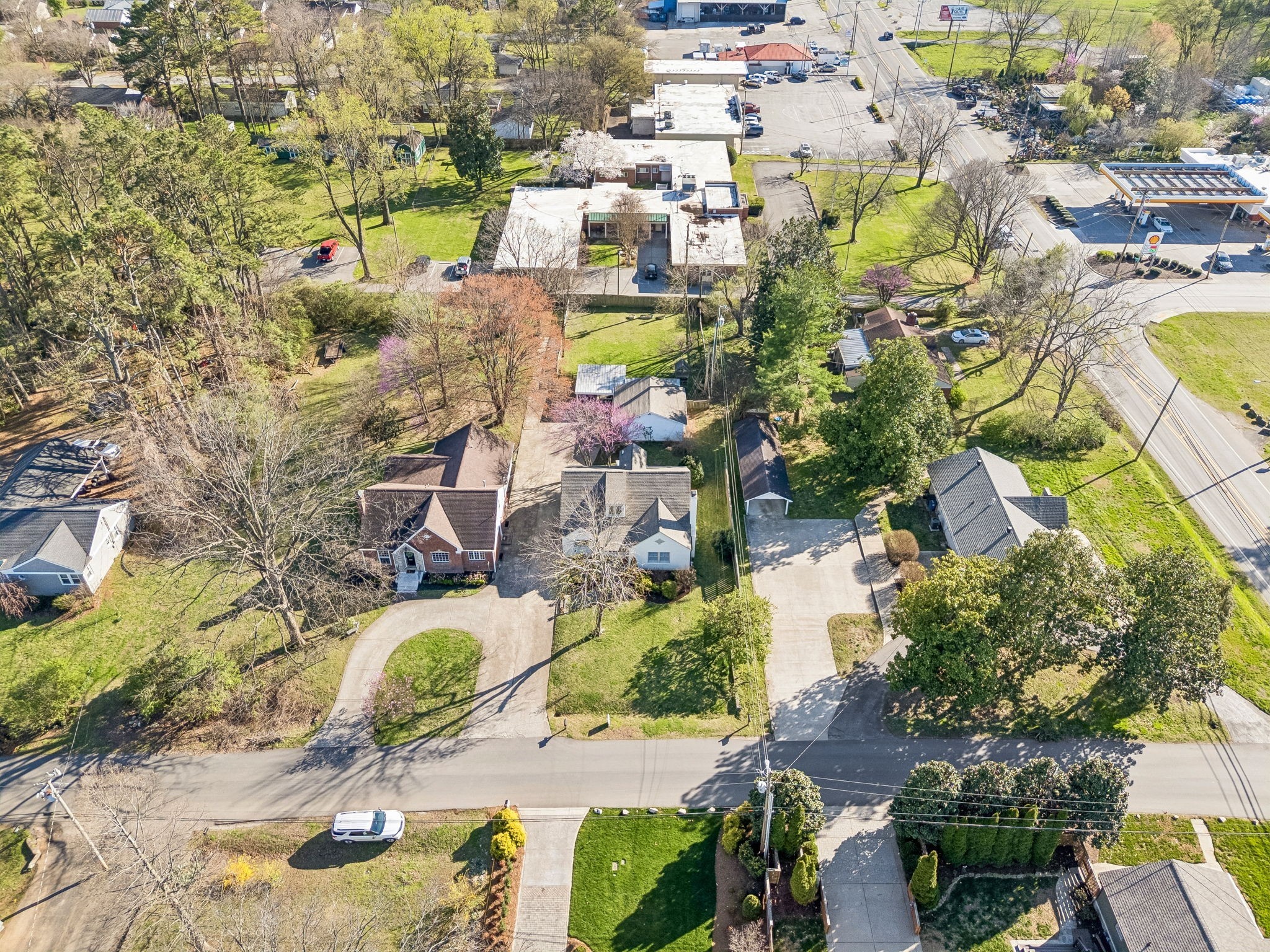106 Carolyn Ave