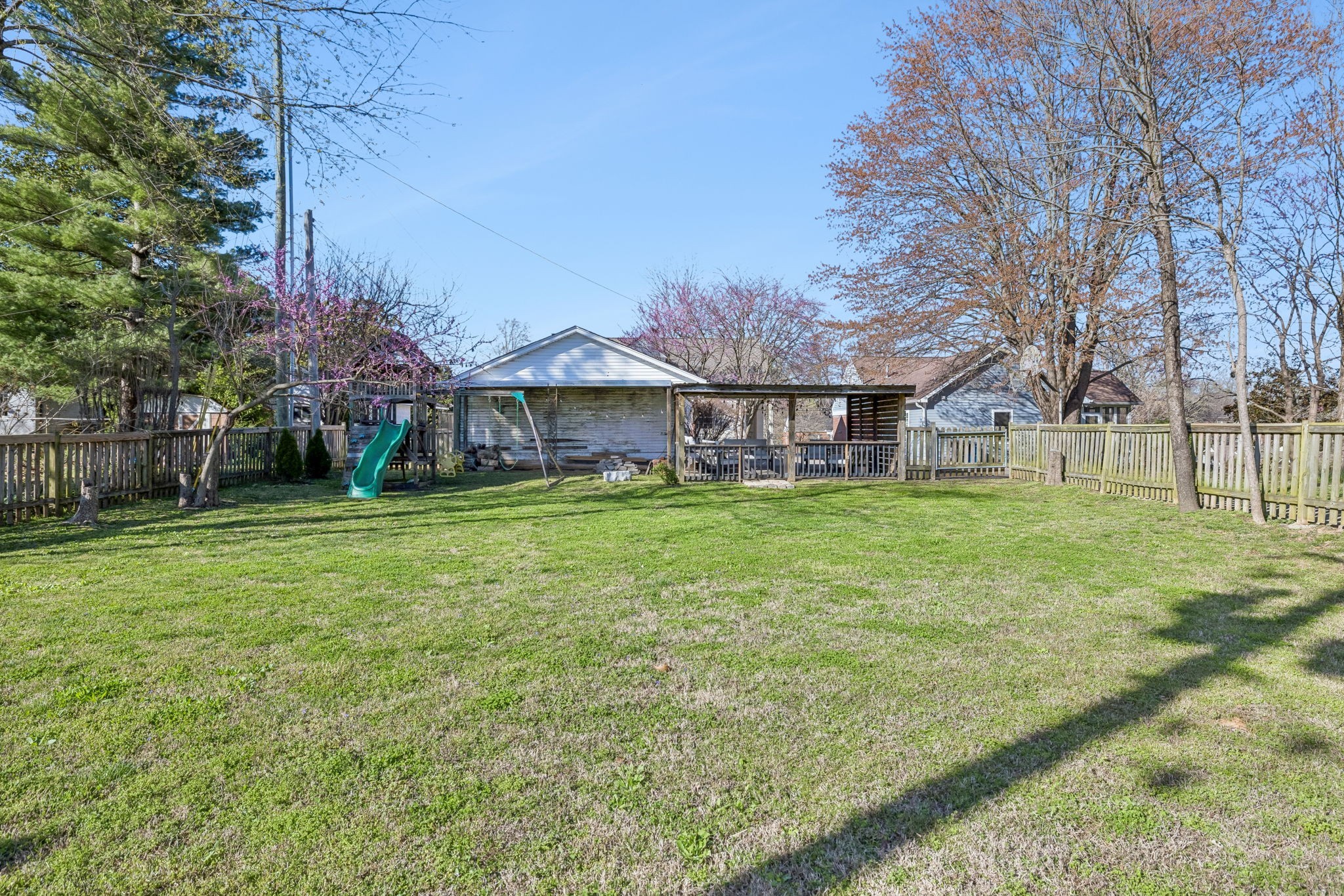 106 Carolyn Ave