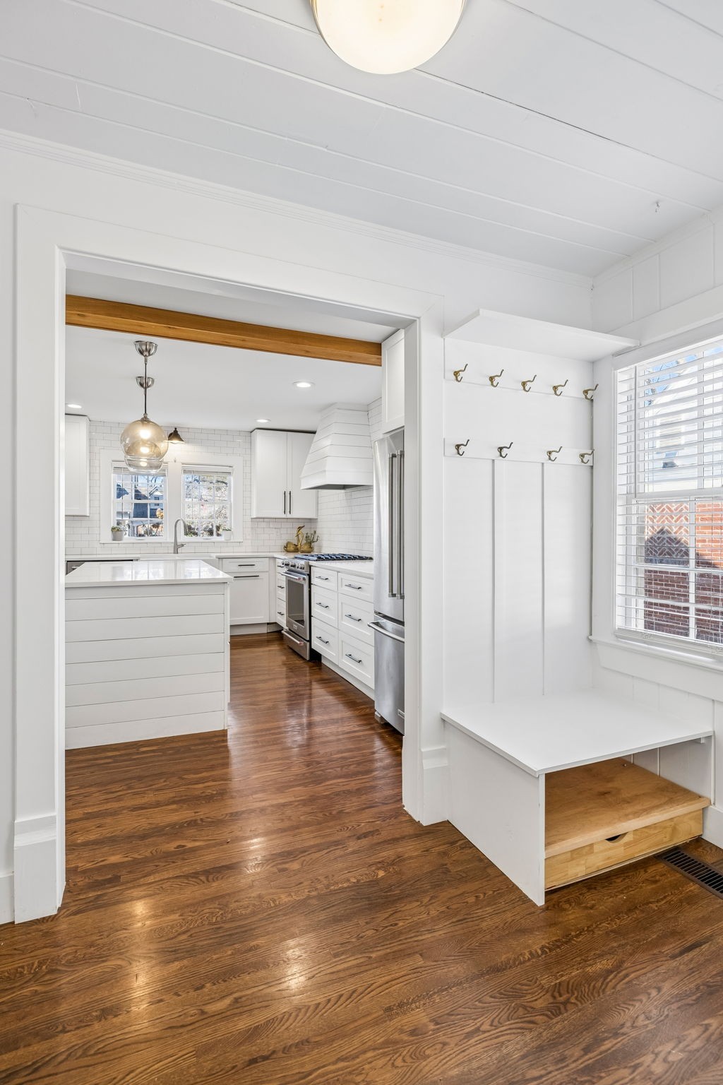106 Carolyn Ave