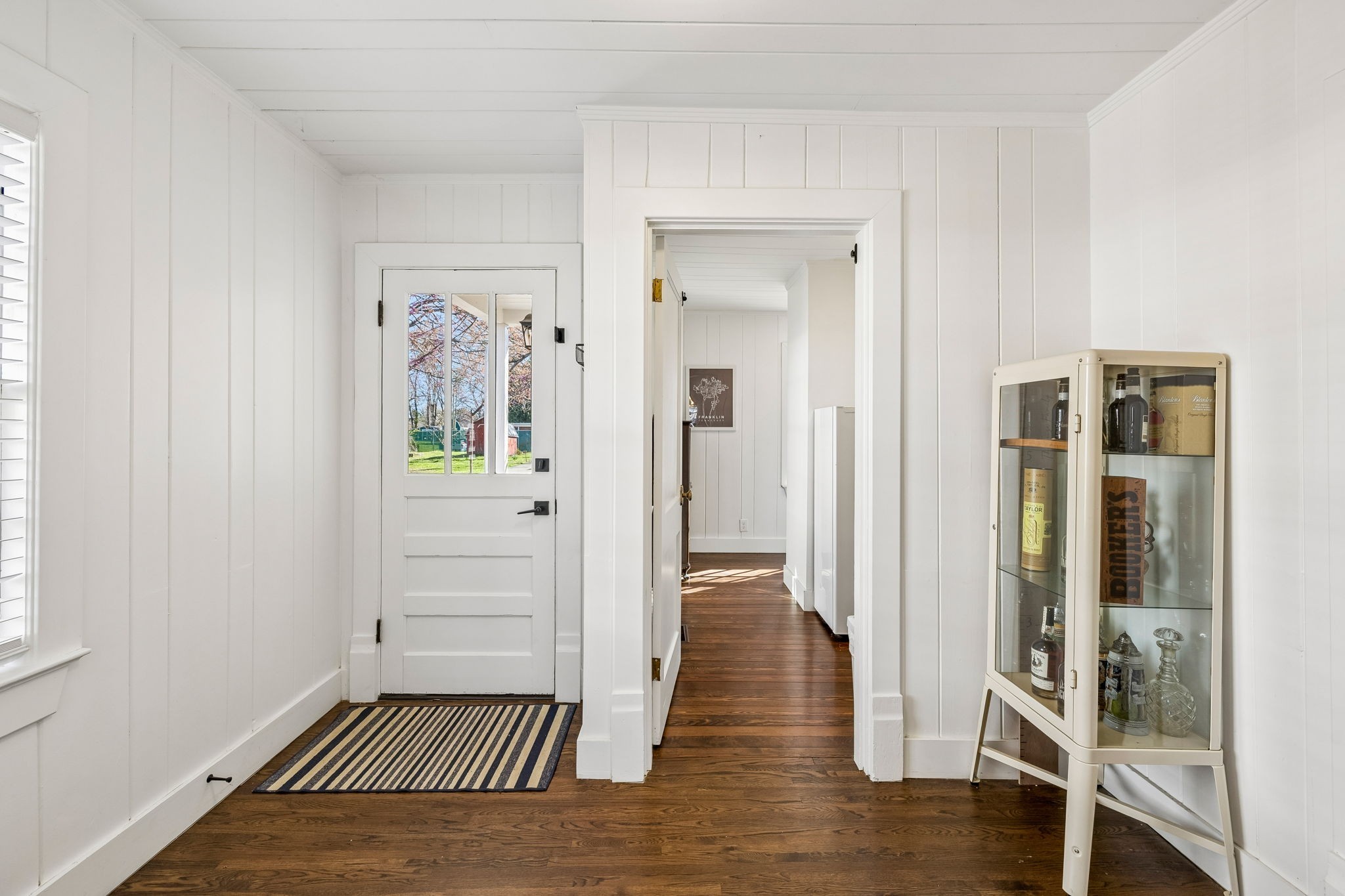 106 Carolyn Ave