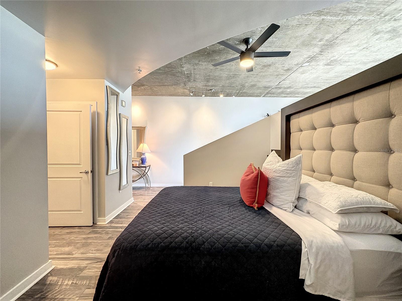 155 S COURT AVE #2708