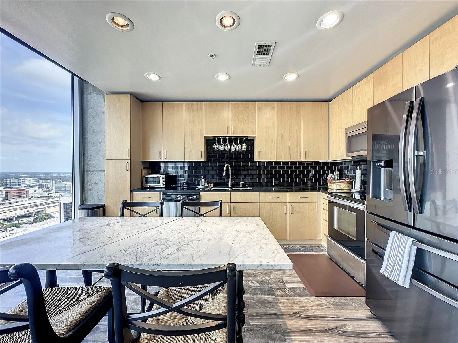 155 S COURT AVE #2708