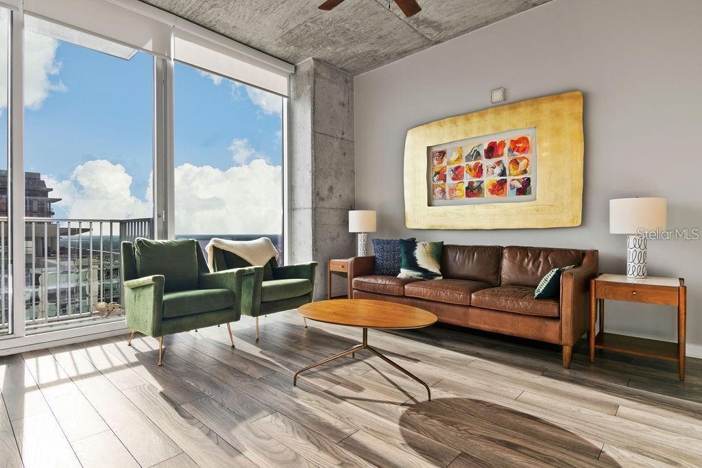 155 S COURT AVE #2406