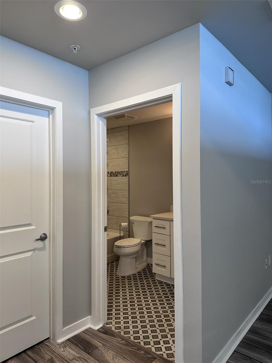 155 S COURT AVE #2406