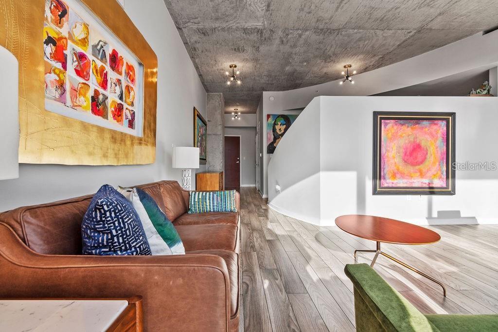 155 S COURT AVE #2406