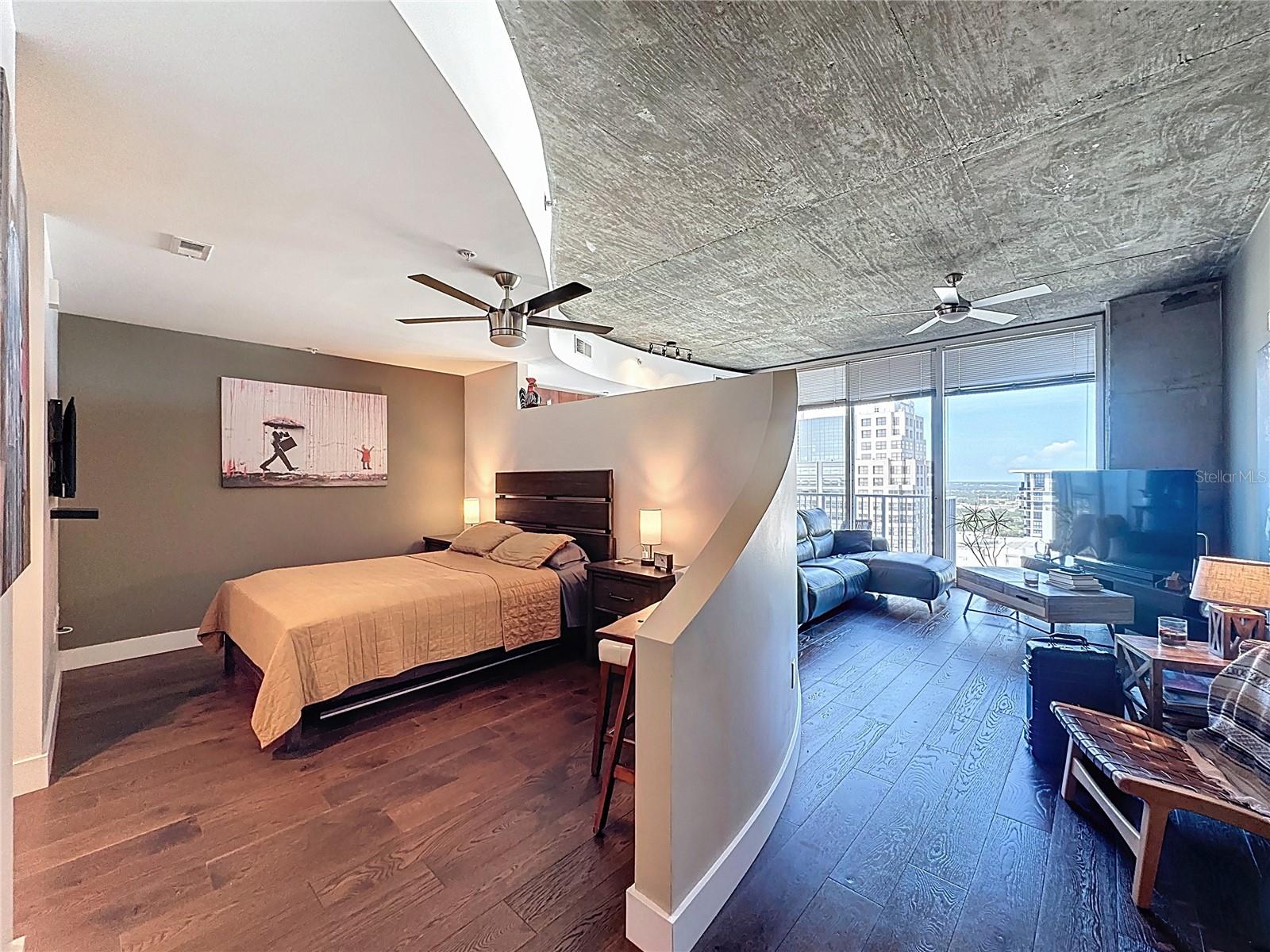 155 S COURT AVE #2806