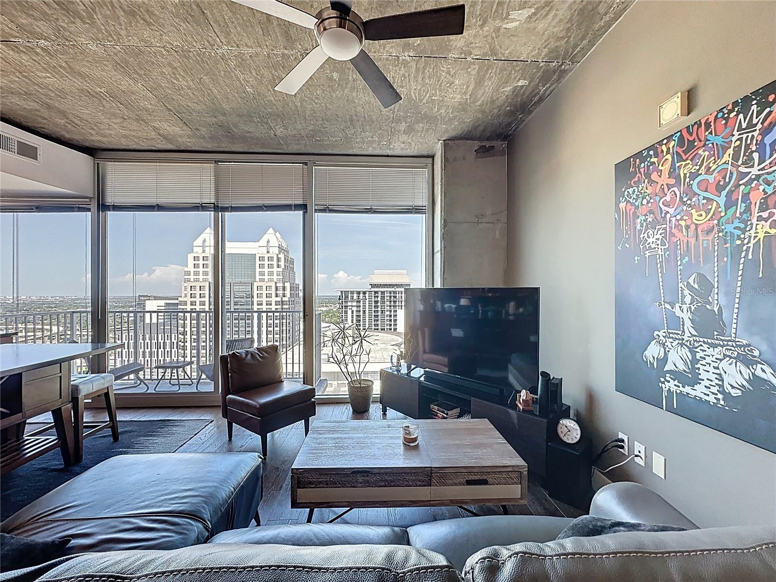 155 S COURT AVE #2806