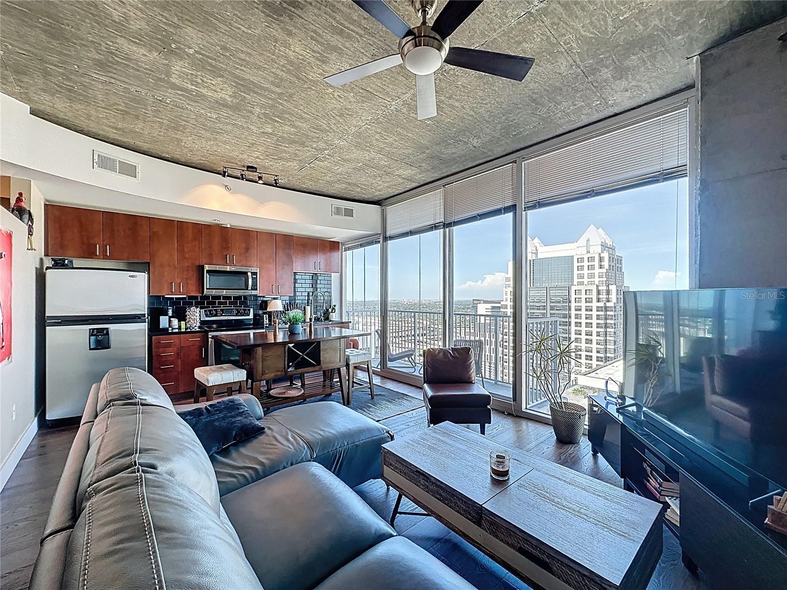 155 S COURT AVE #2806