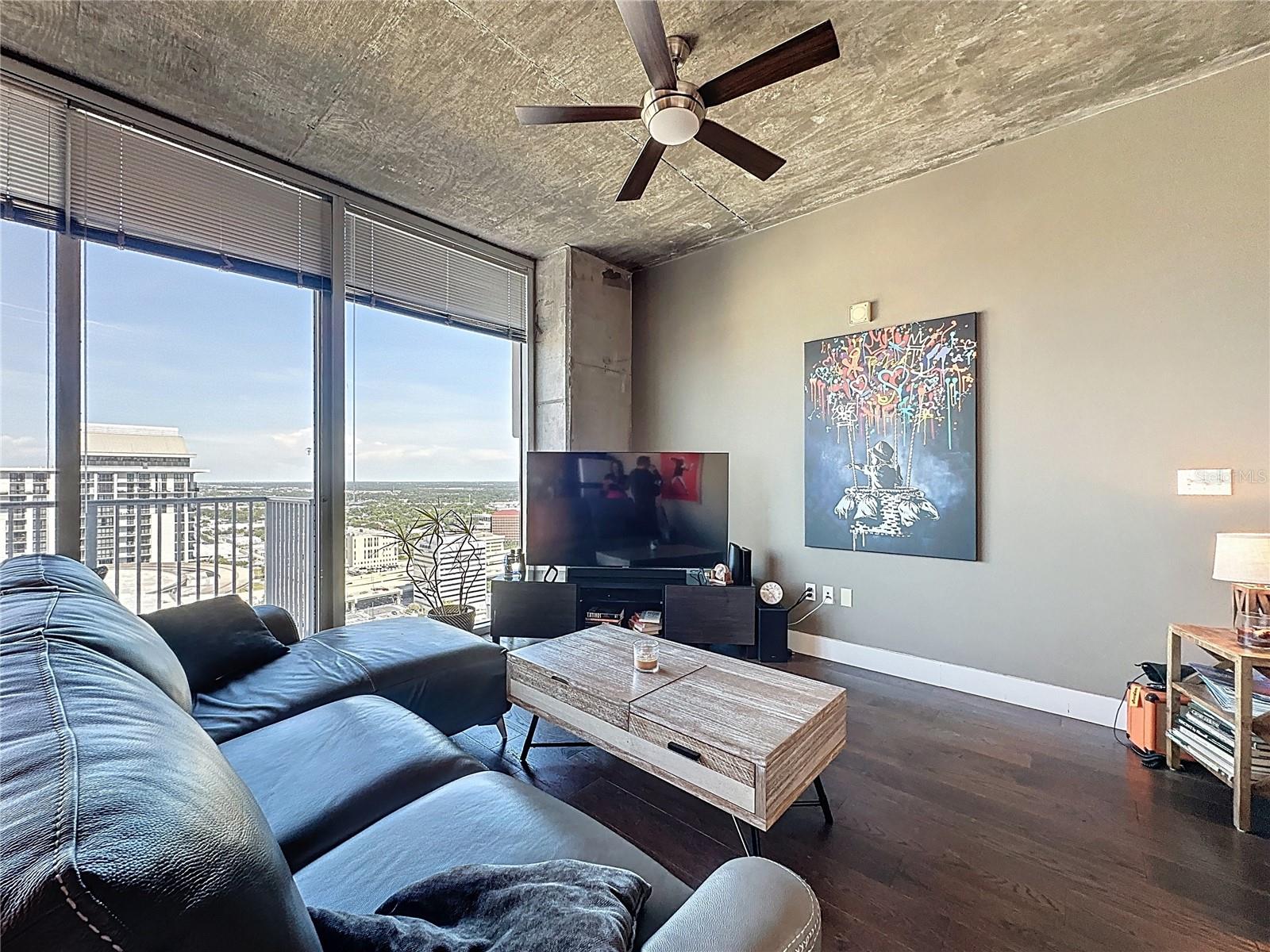 155 S COURT AVE #2806