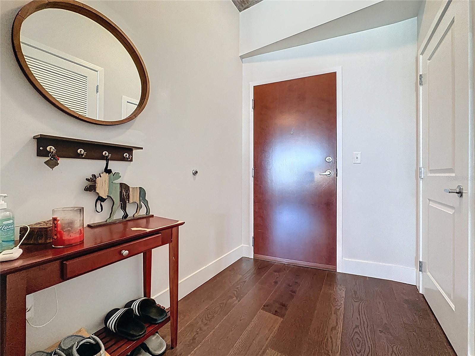 155 S COURT AVE #2806