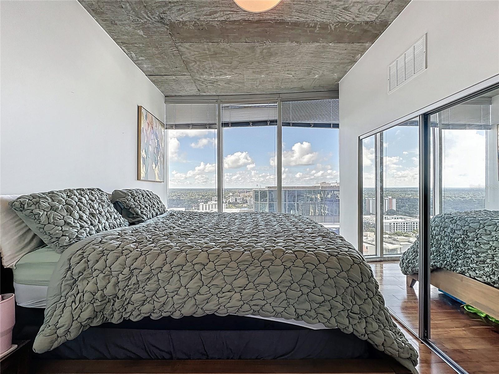 155 S COURT AVE #1902