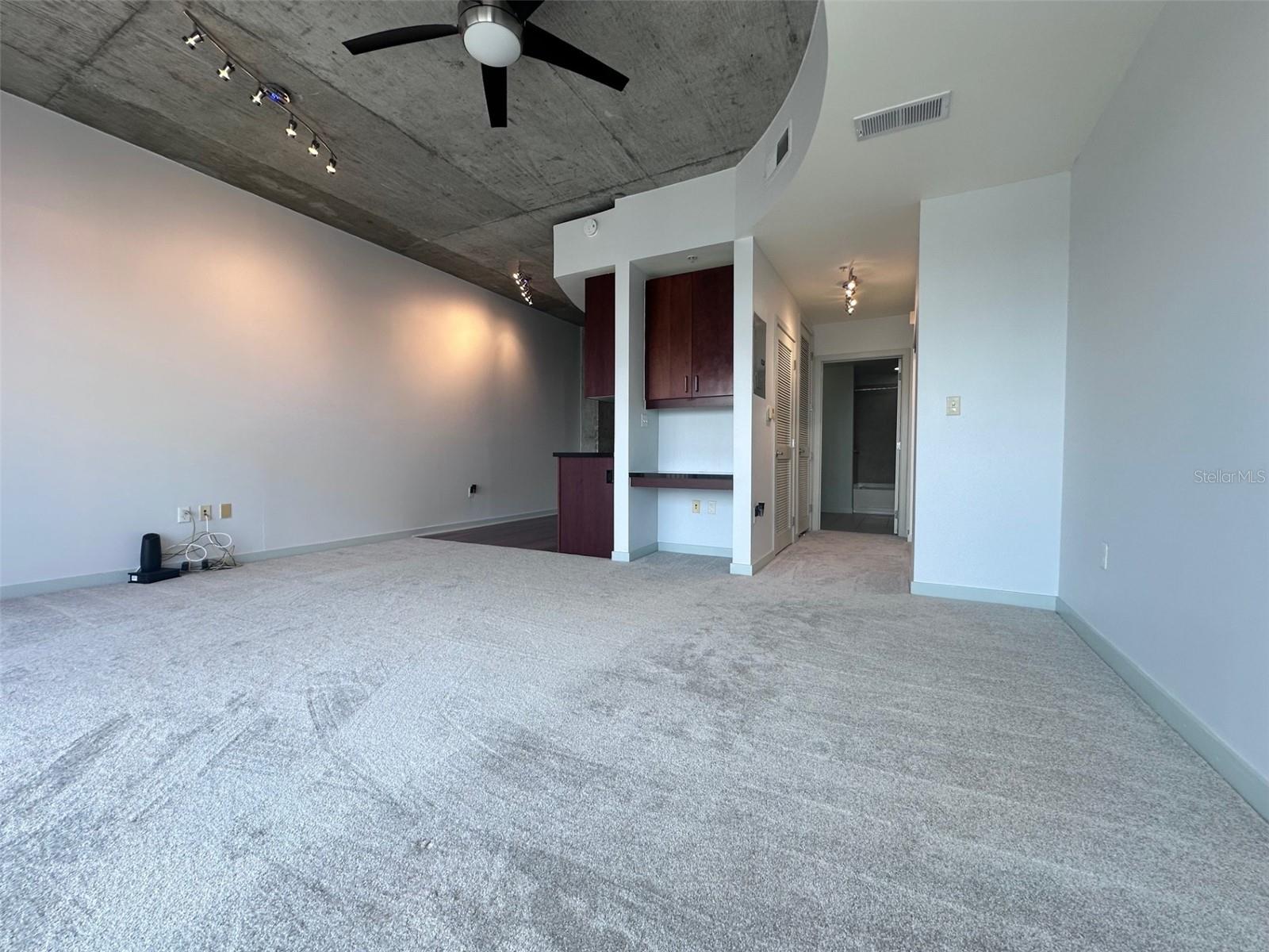 155 S COURT AVE #2403