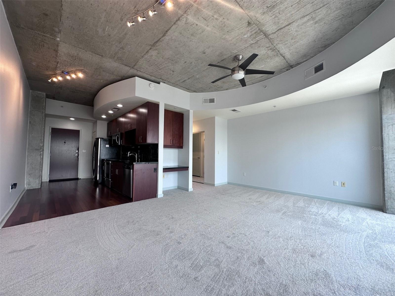 155 S COURT AVE #2403