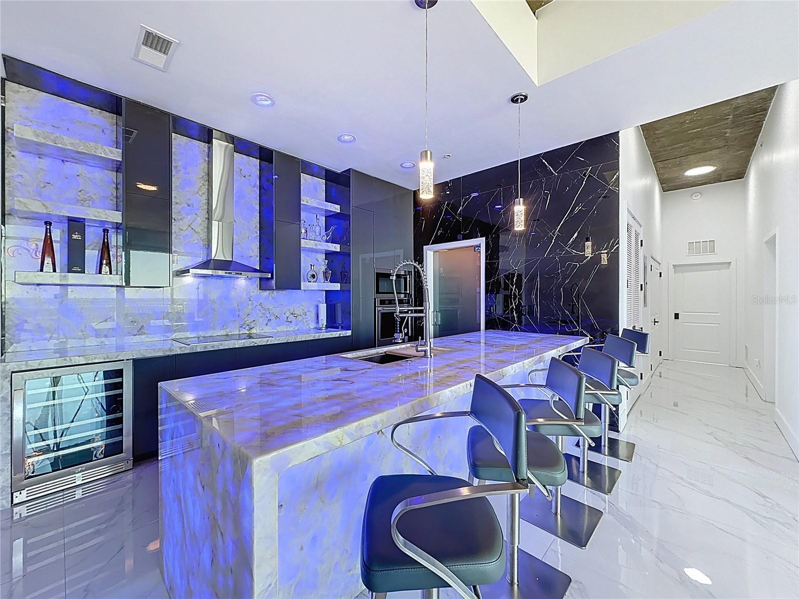 155 S COURT AVE #2905