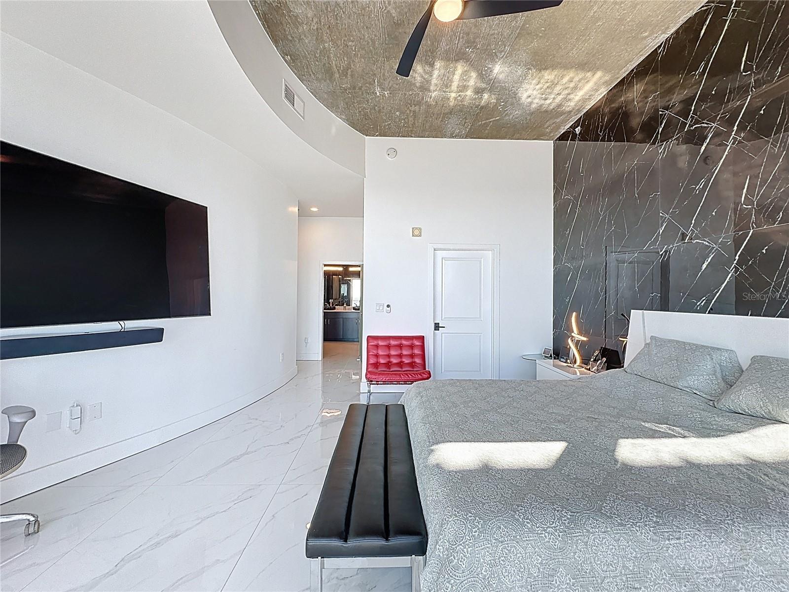 155 S COURT AVE #2905