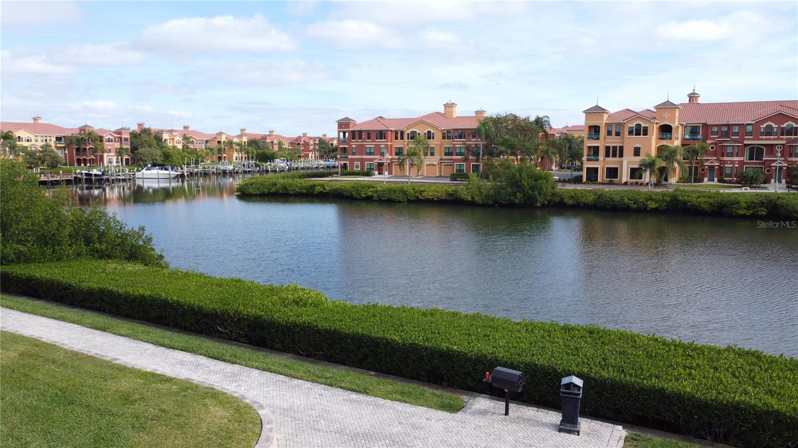 2709 VIA CIPRIANI #515A