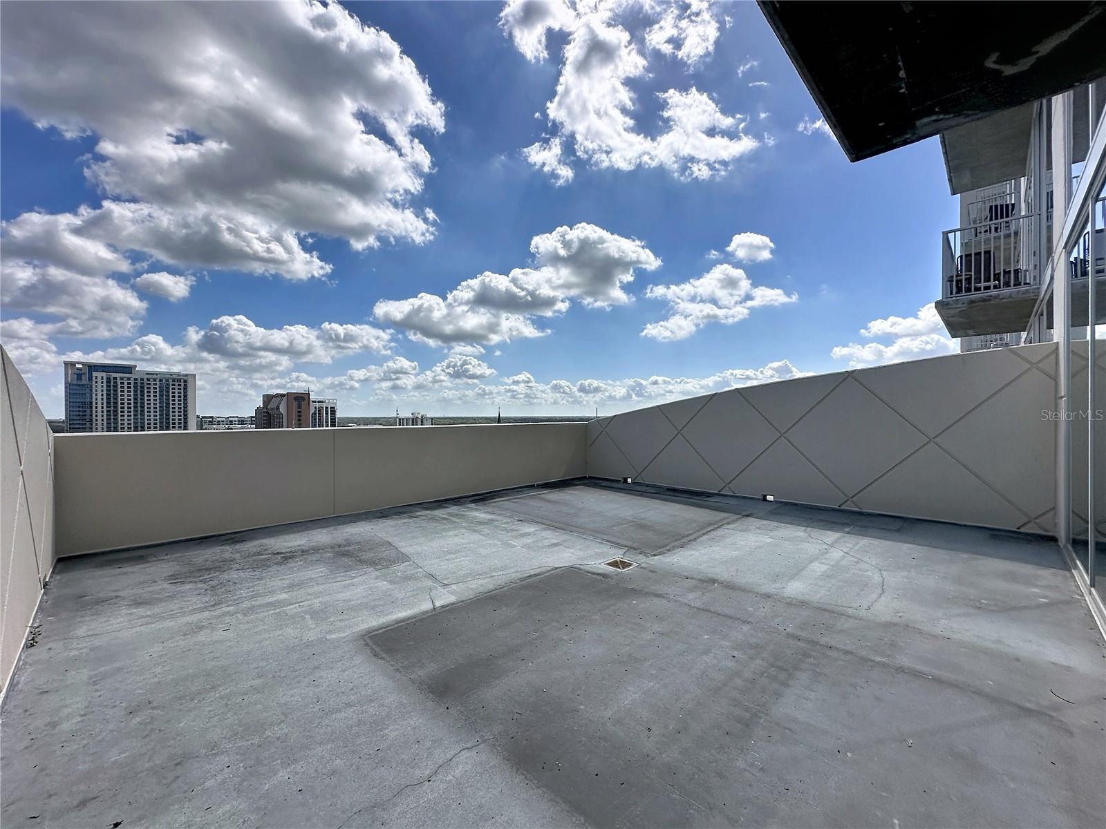 155 S COURT AVE #1013