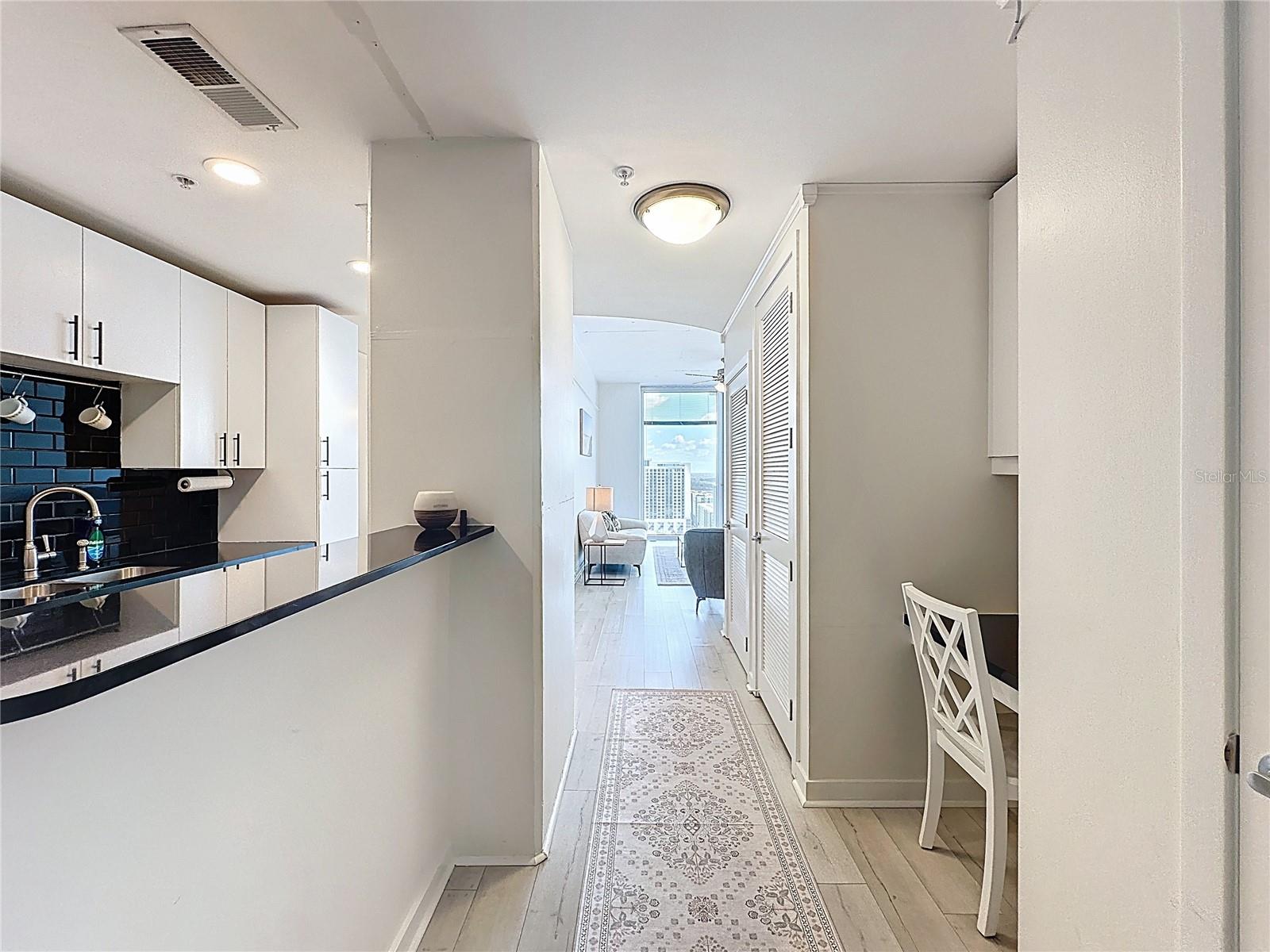 155 S COURT AVE #1911