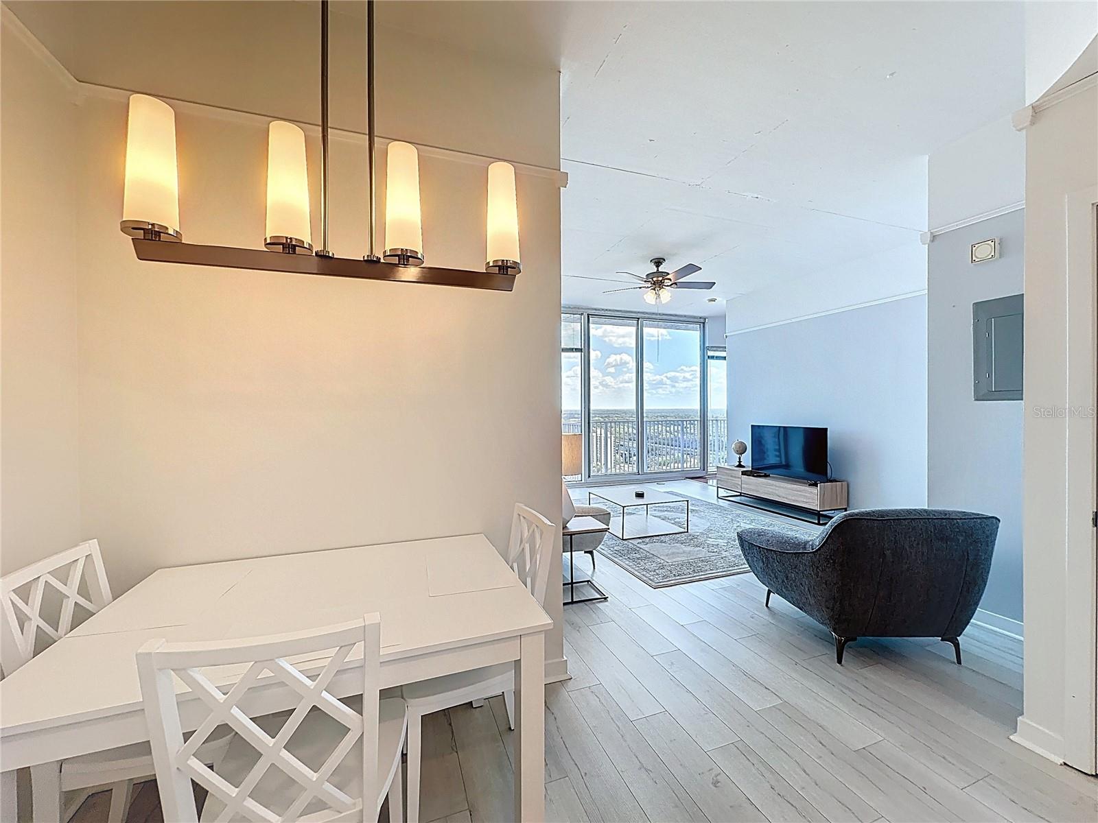 155 S COURT AVE #1911