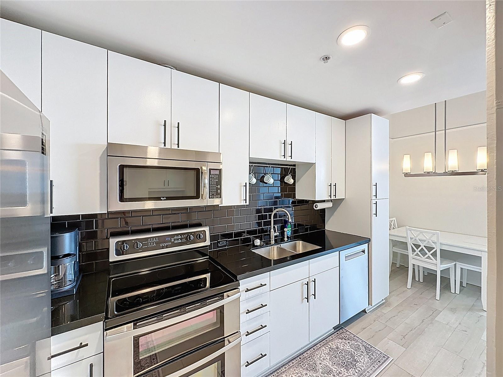 155 S COURT AVE #1911