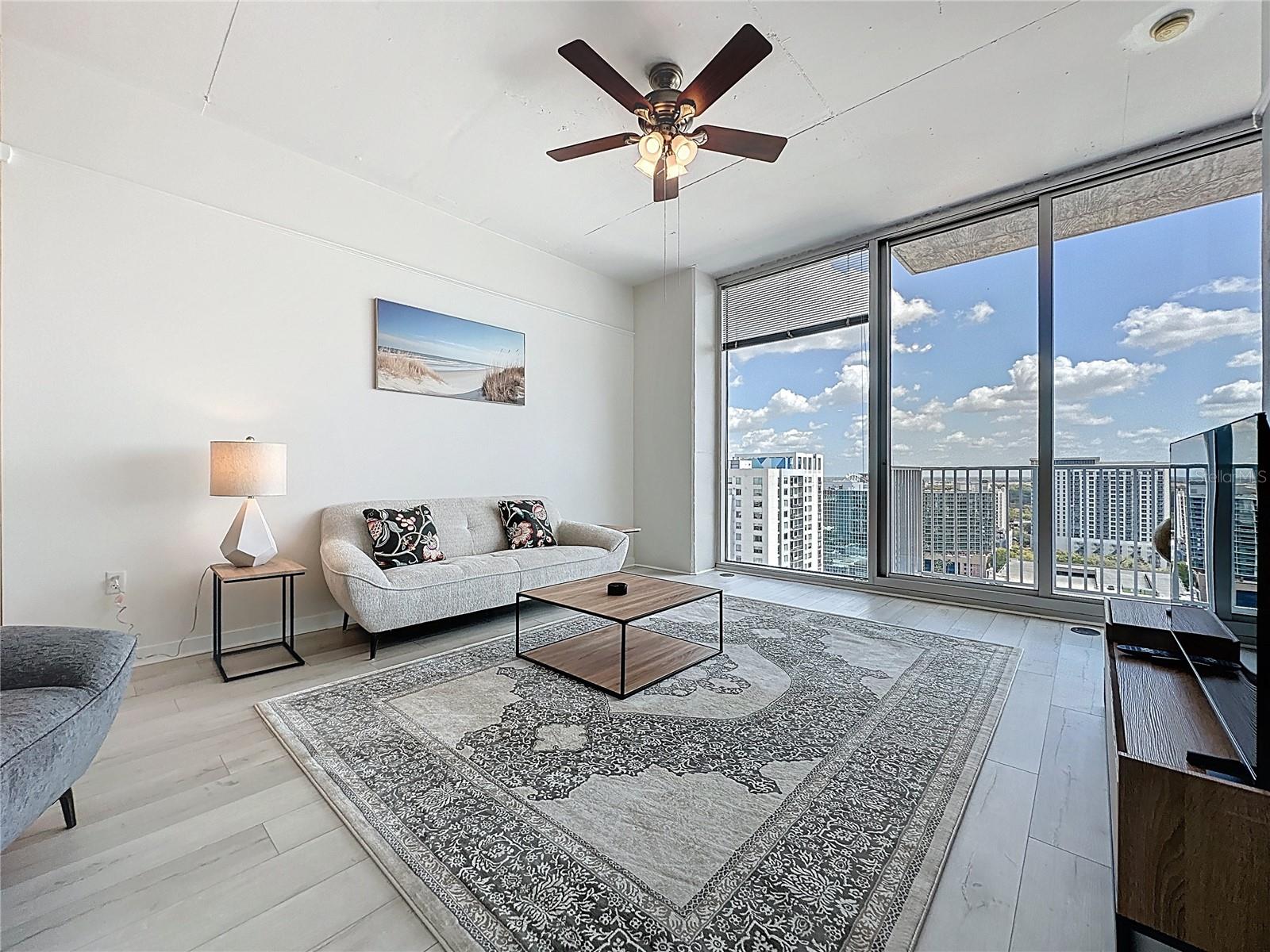 155 S COURT AVE #1911