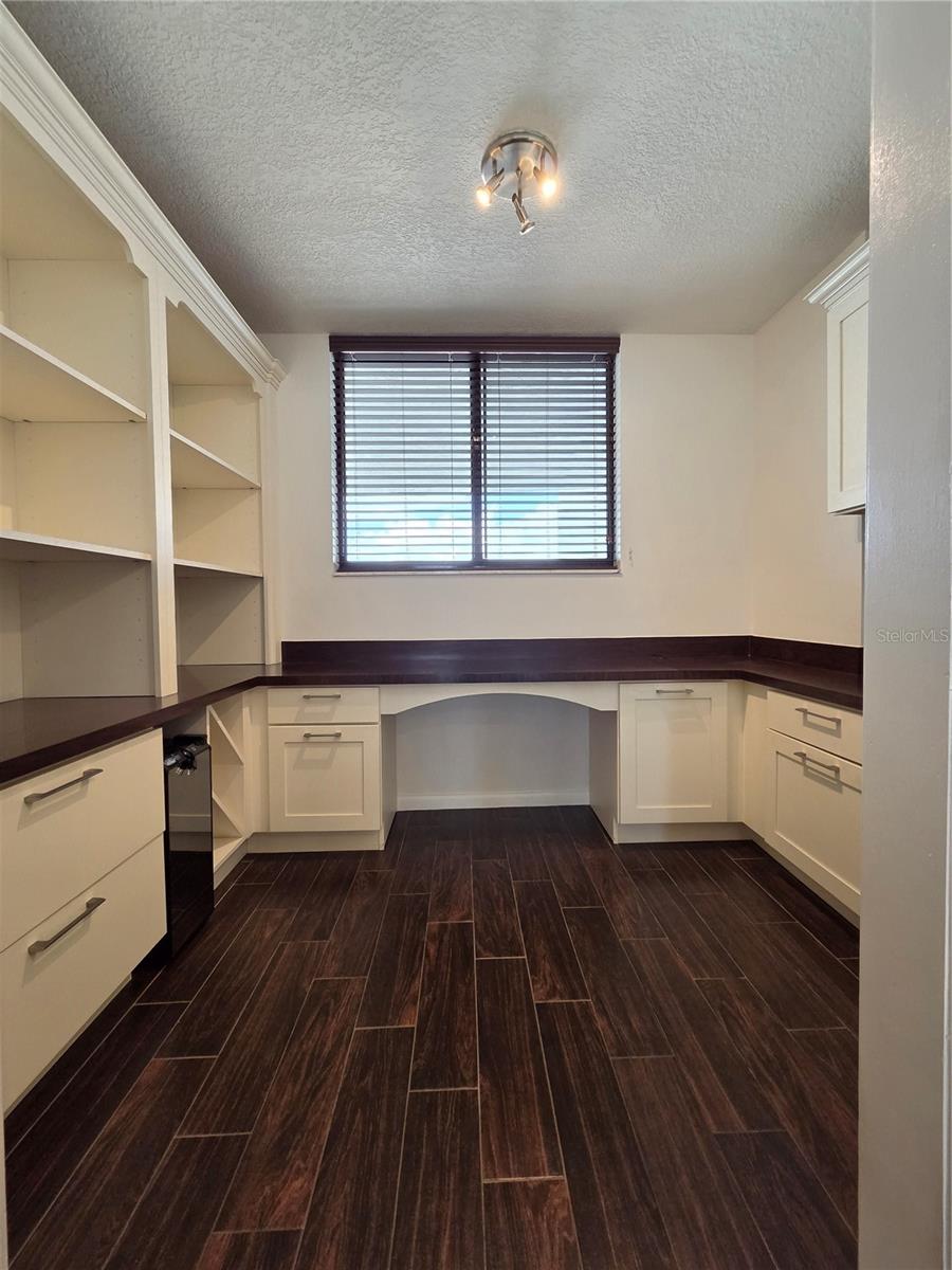 530 E CENTRAL BLVD #604