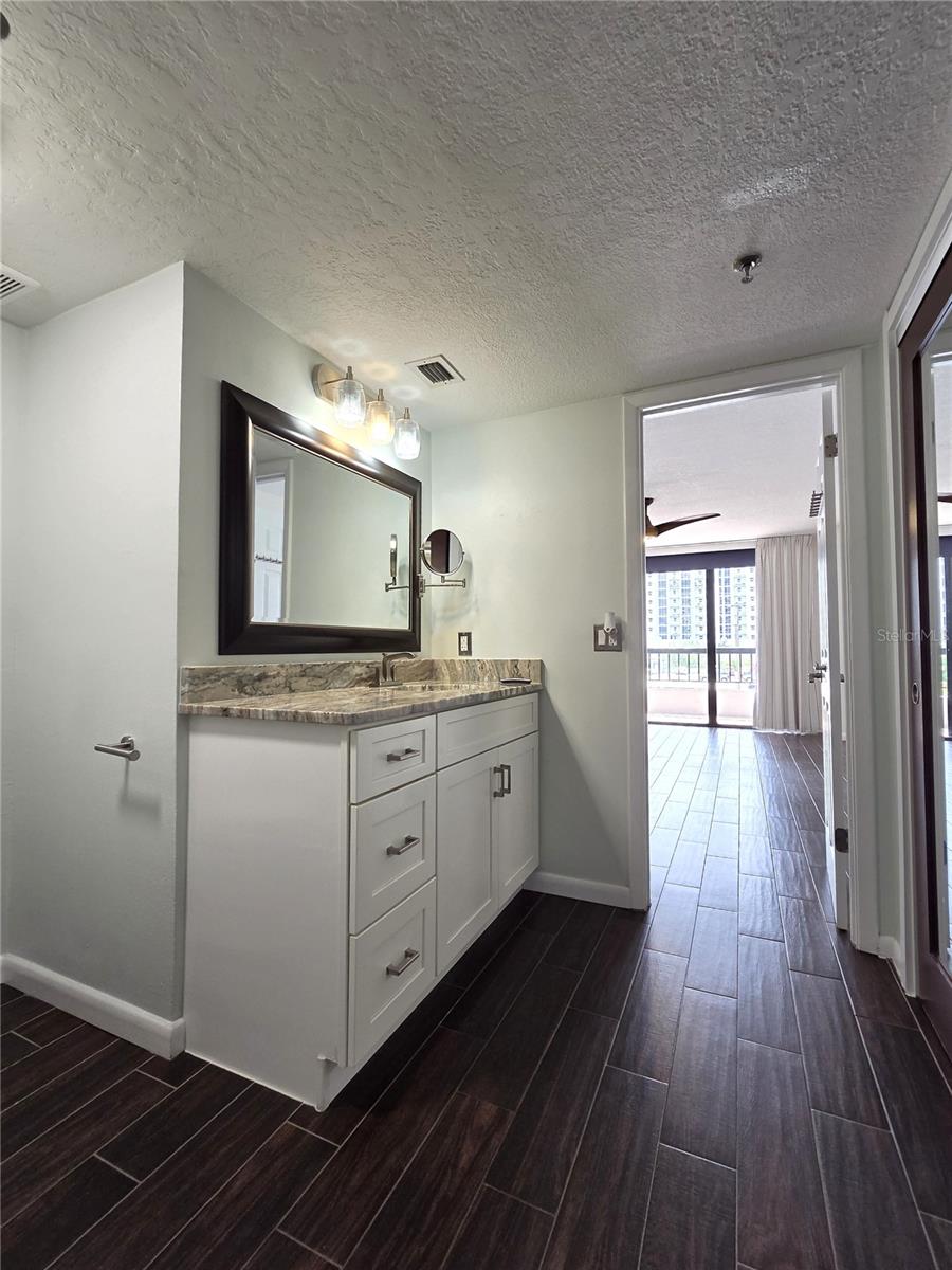 530 E CENTRAL BLVD #604