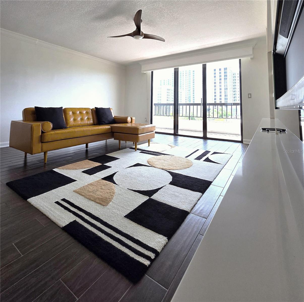 530 E CENTRAL BLVD #604