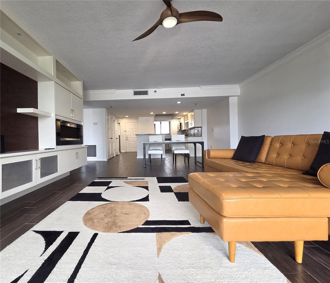 530 E CENTRAL BLVD #604