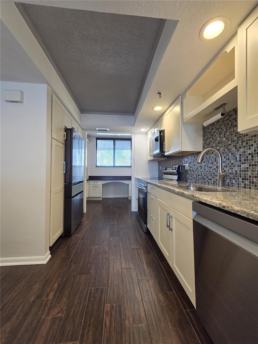 530 E CENTRAL BLVD #604