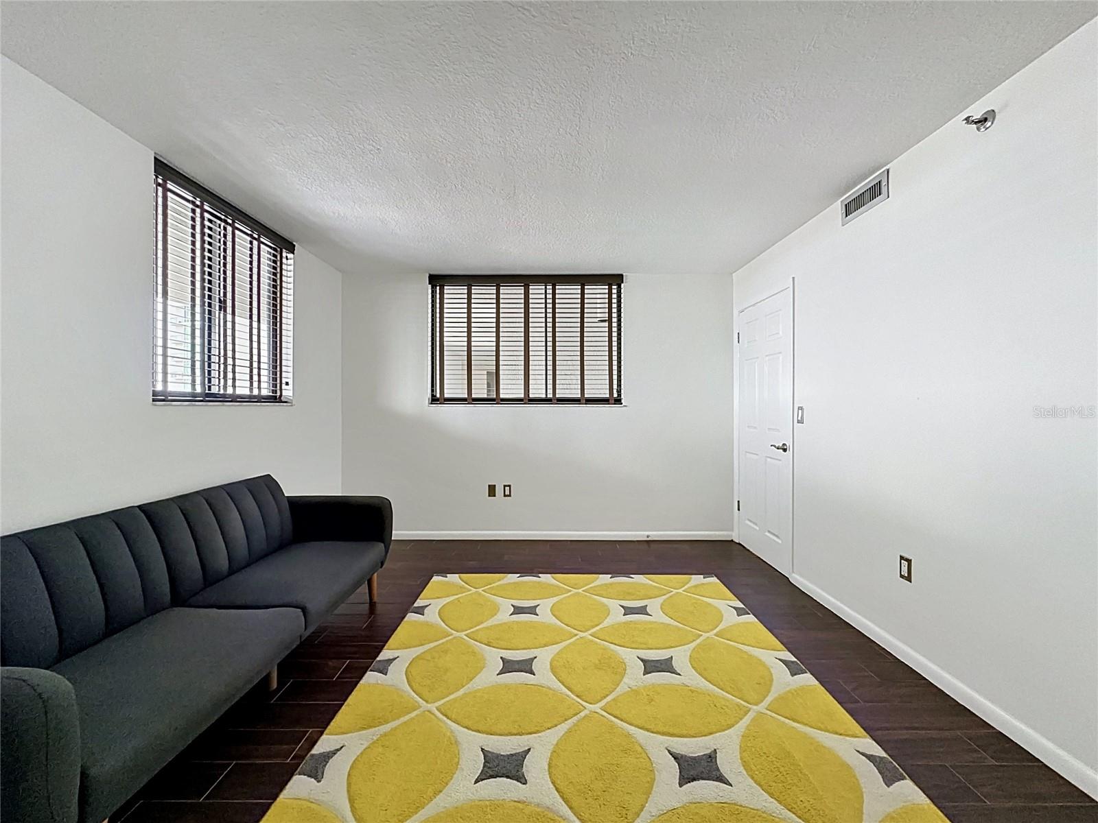 530 E CENTRAL BLVD #604
