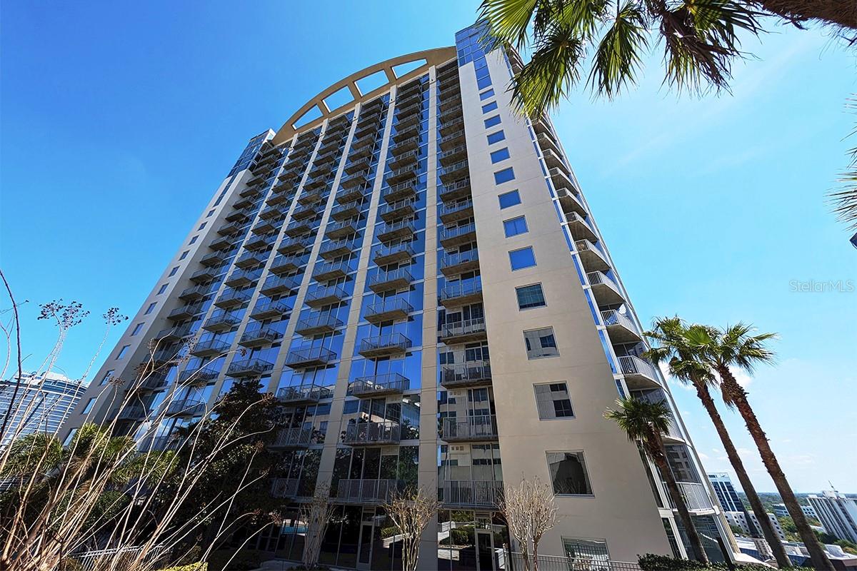 155 S COURT AVE #1009