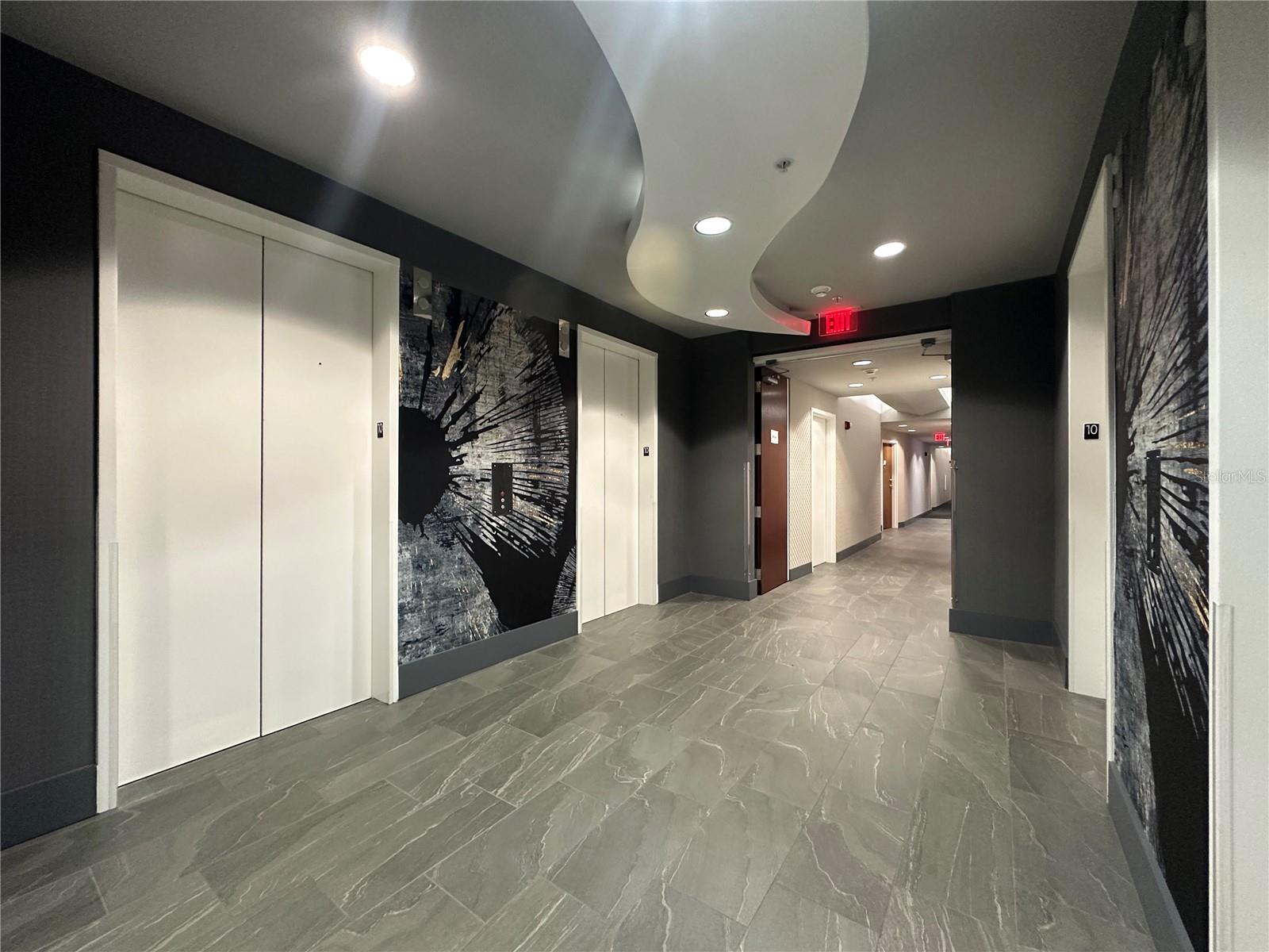 155 S COURT AVE #1009