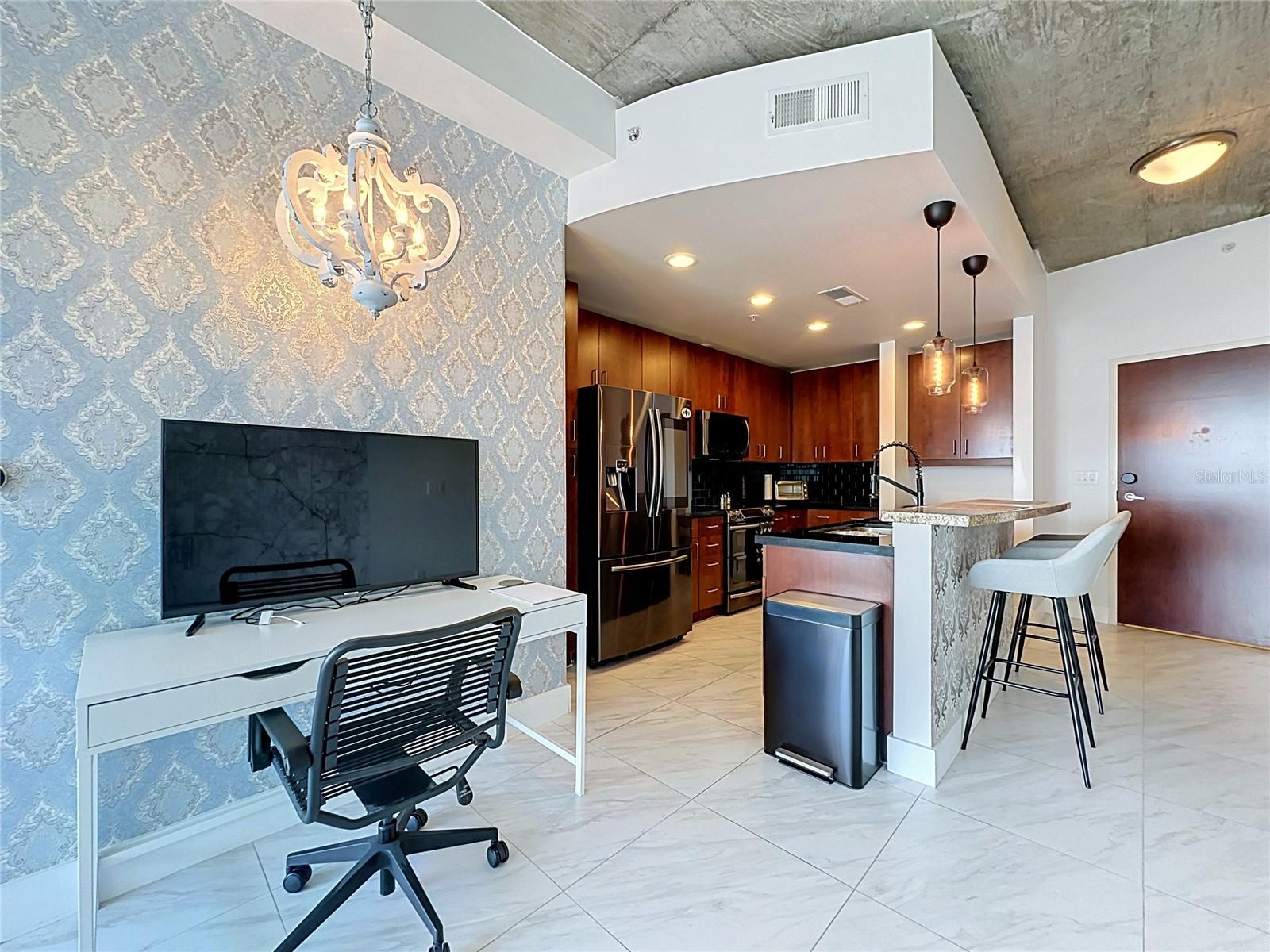 155 S COURT AVE #1810