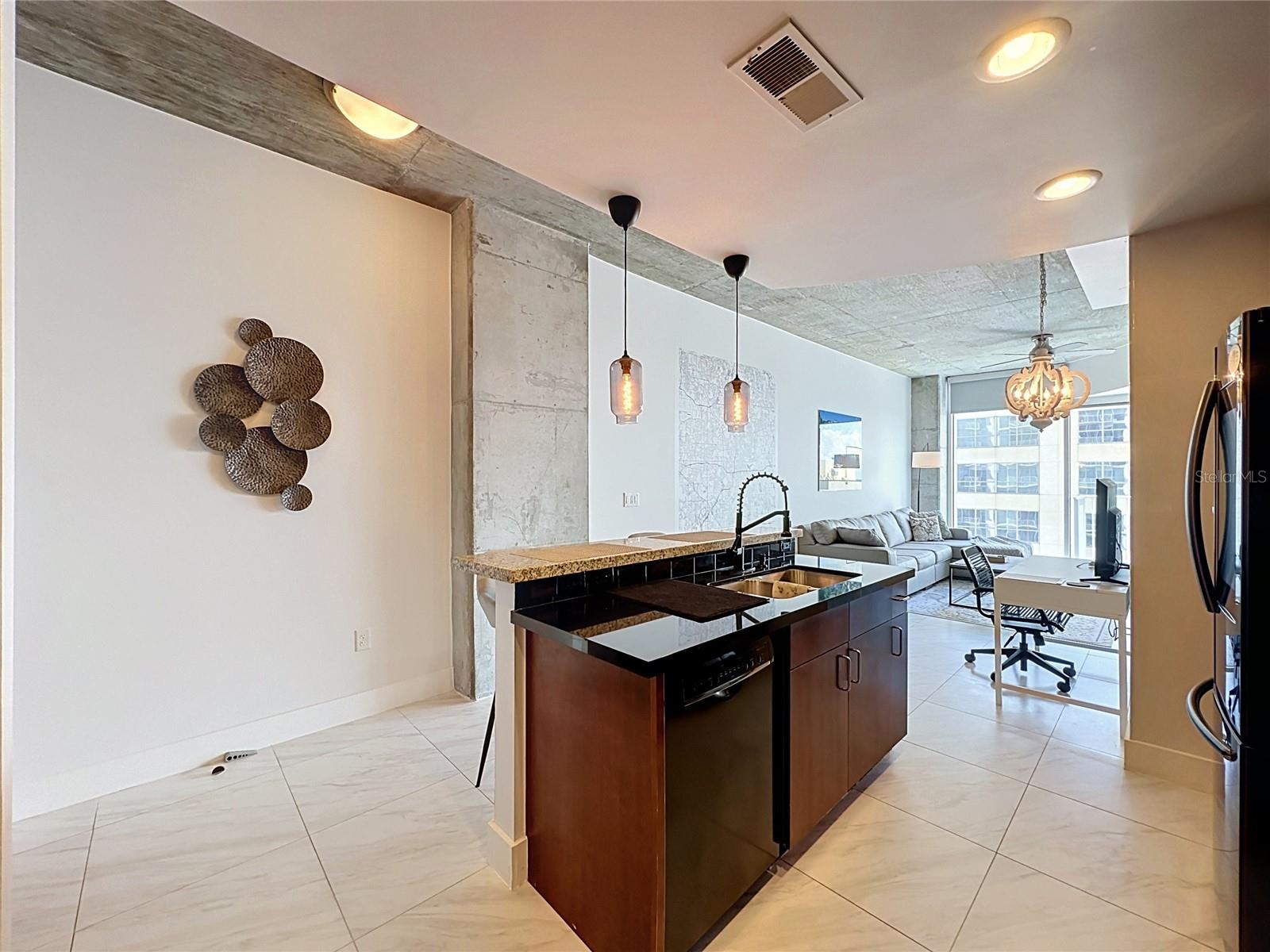 155 S COURT AVE #1810