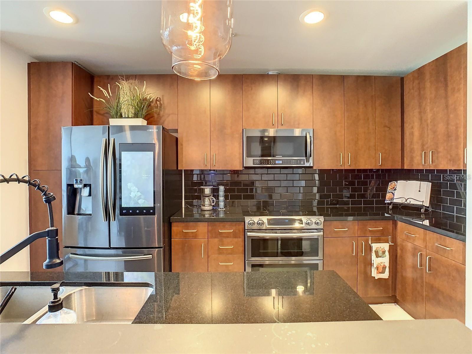 155 S COURT AVE #1810