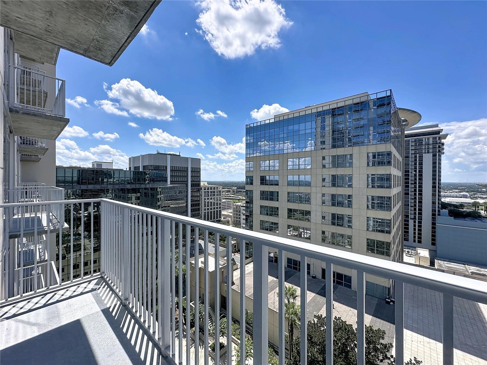 155 S COURT AVE #1810