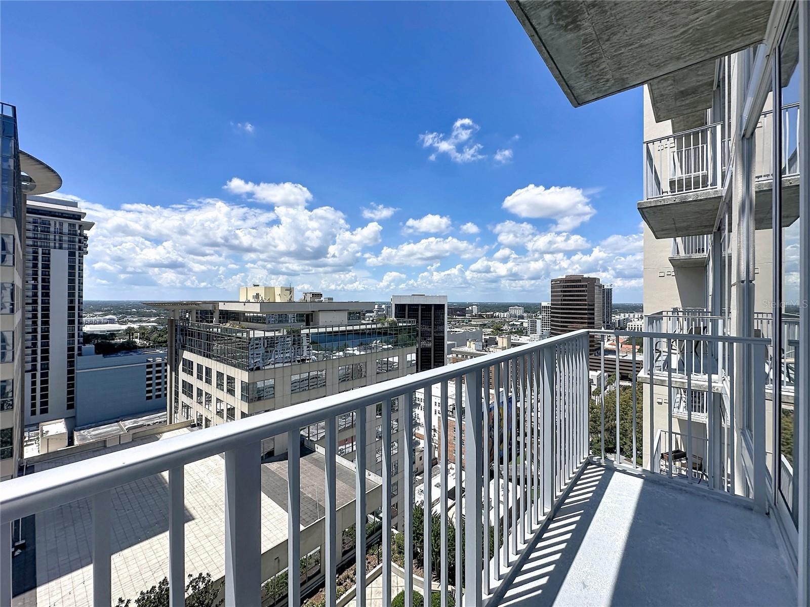 155 S COURT AVE #1810