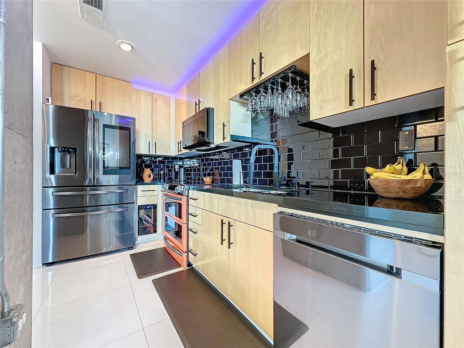 155 S COURT AVE #2111