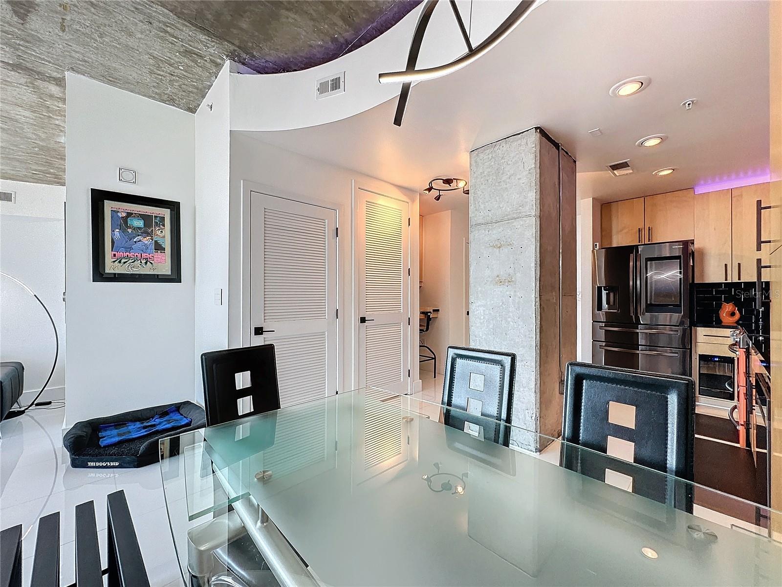 155 S COURT AVE #2111