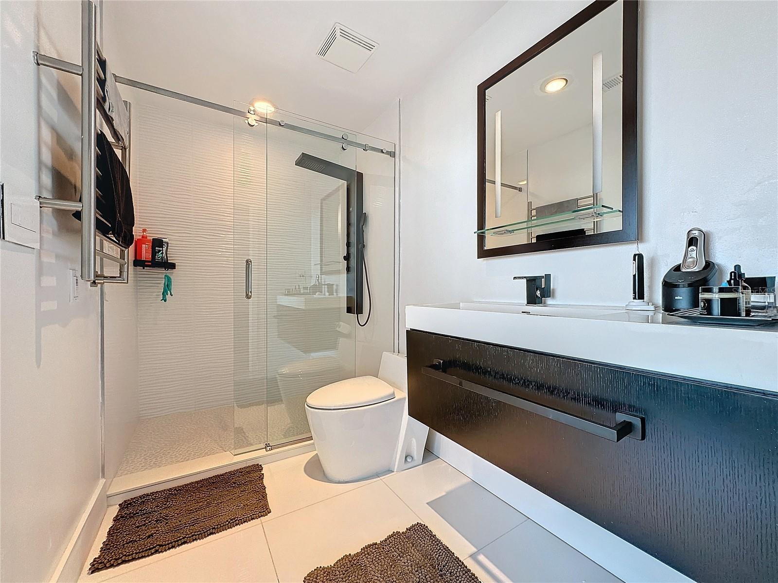 155 S COURT AVE #2111