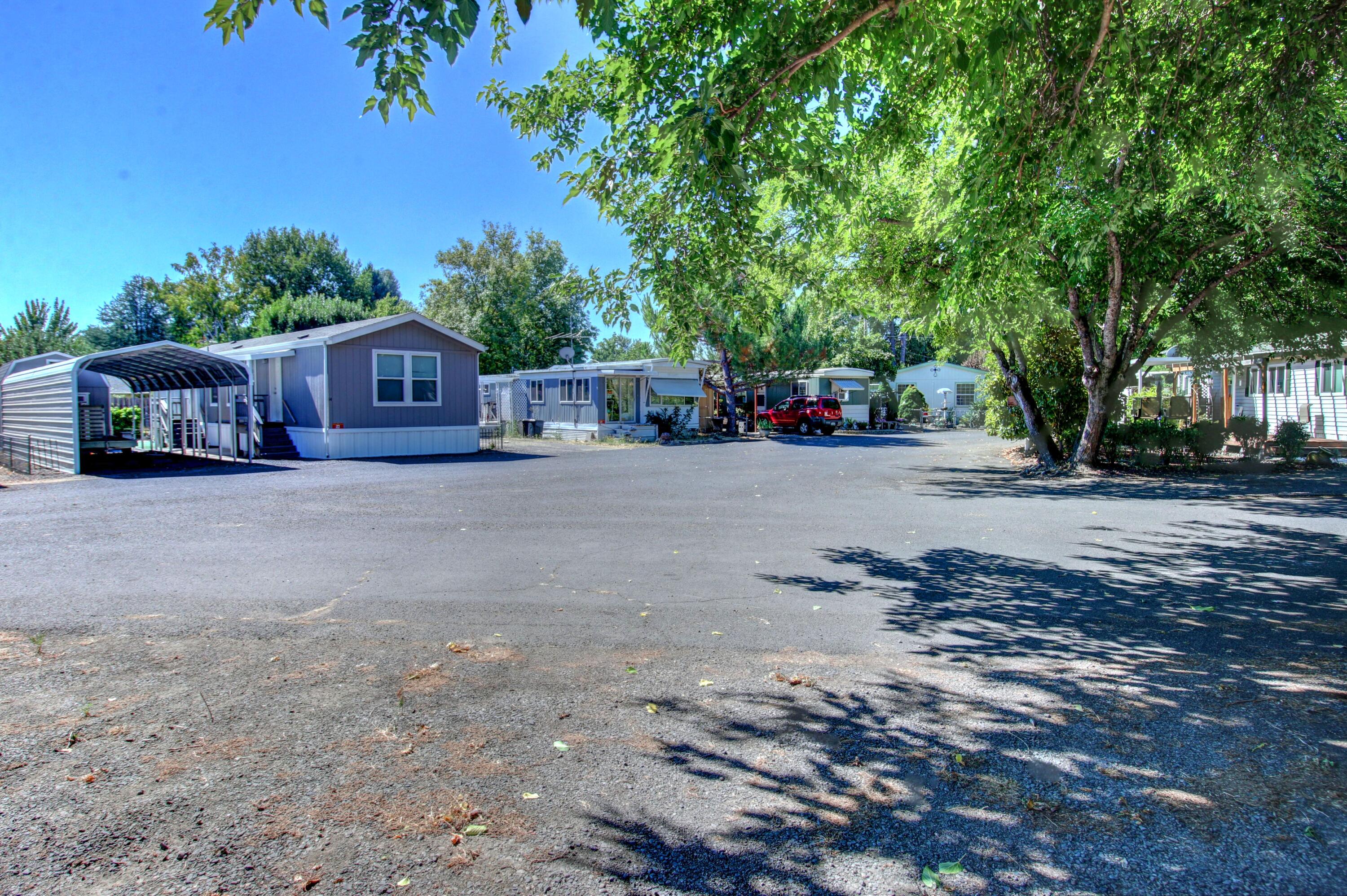 470 Old Hwy 62