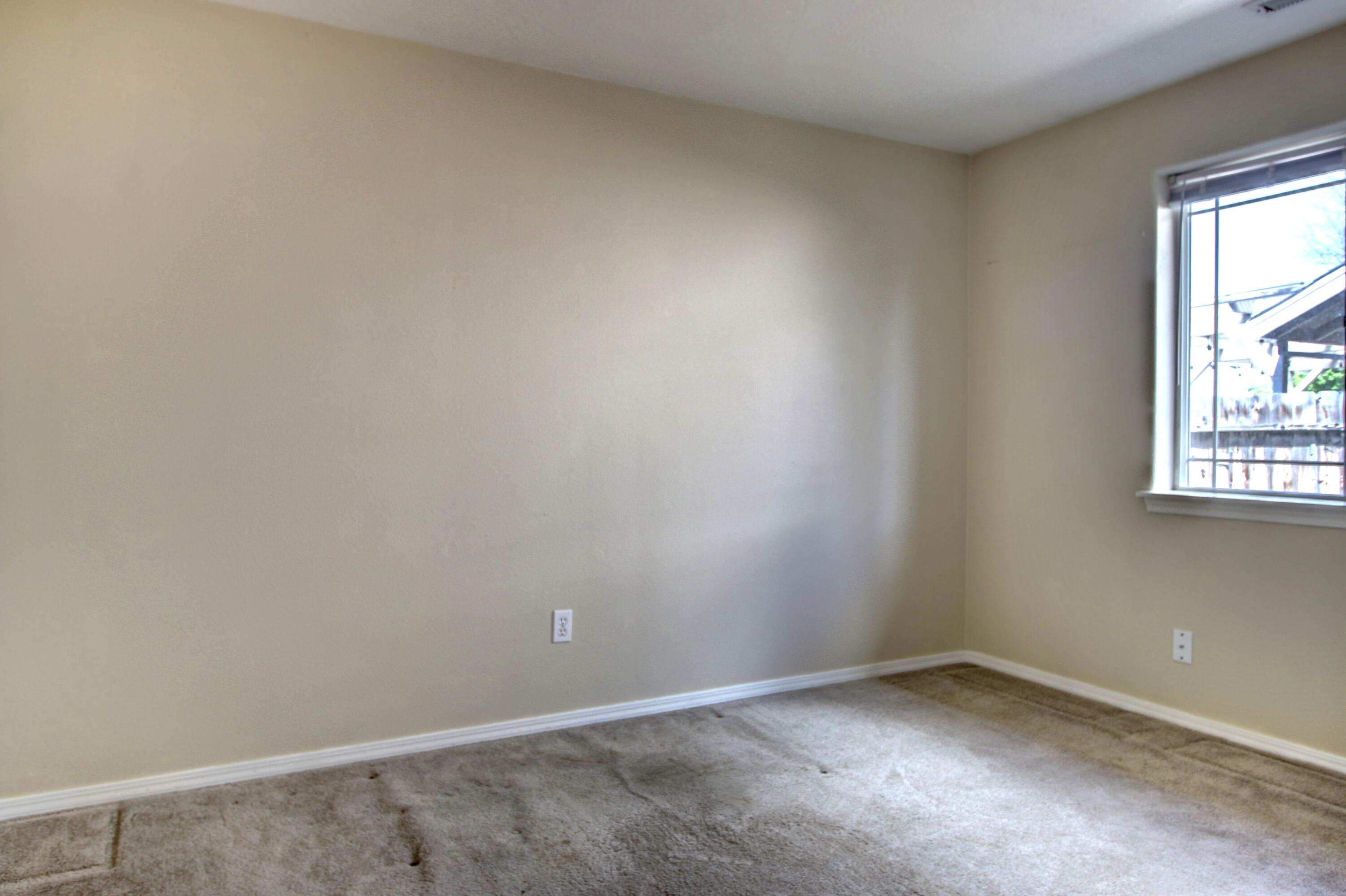 1147 Hampton Drive