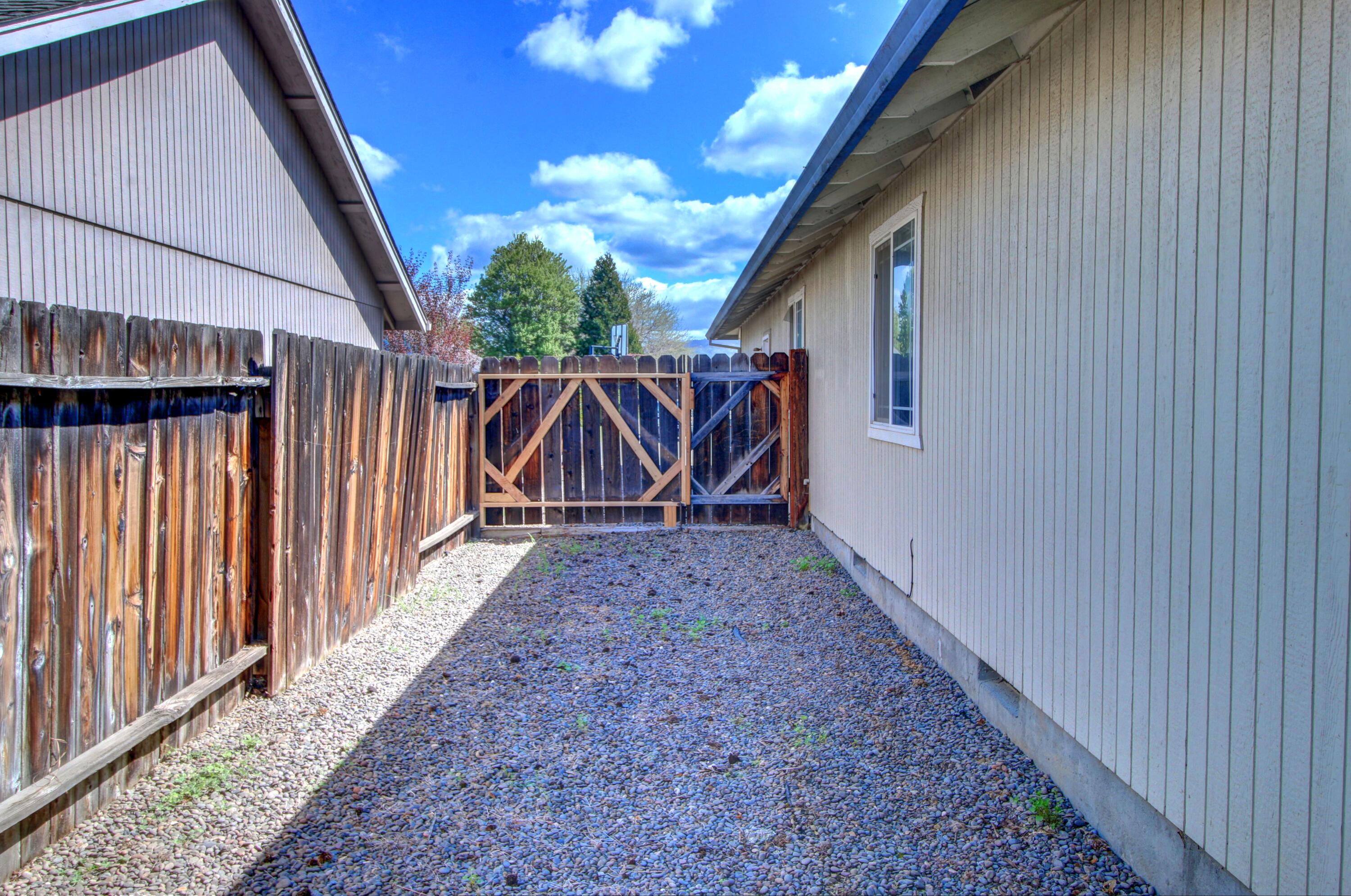 1147 Hampton Drive