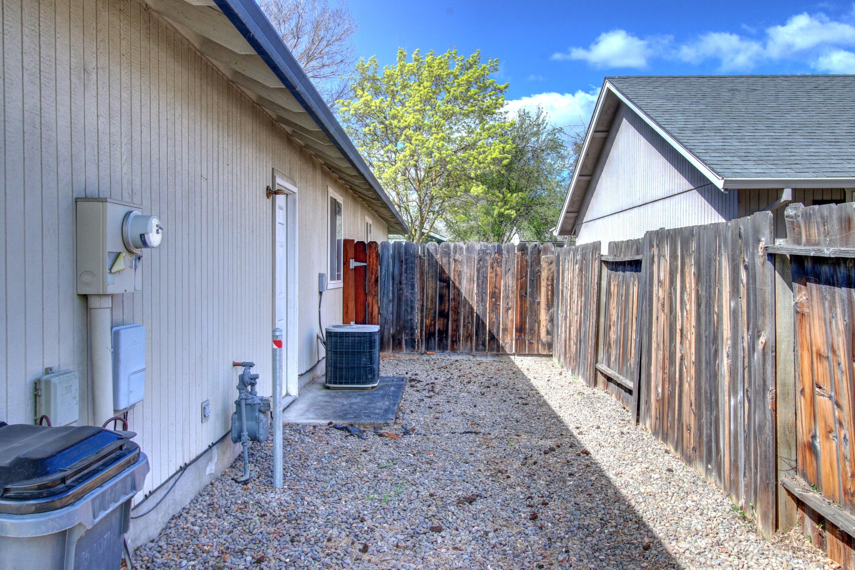 1147 Hampton Drive
