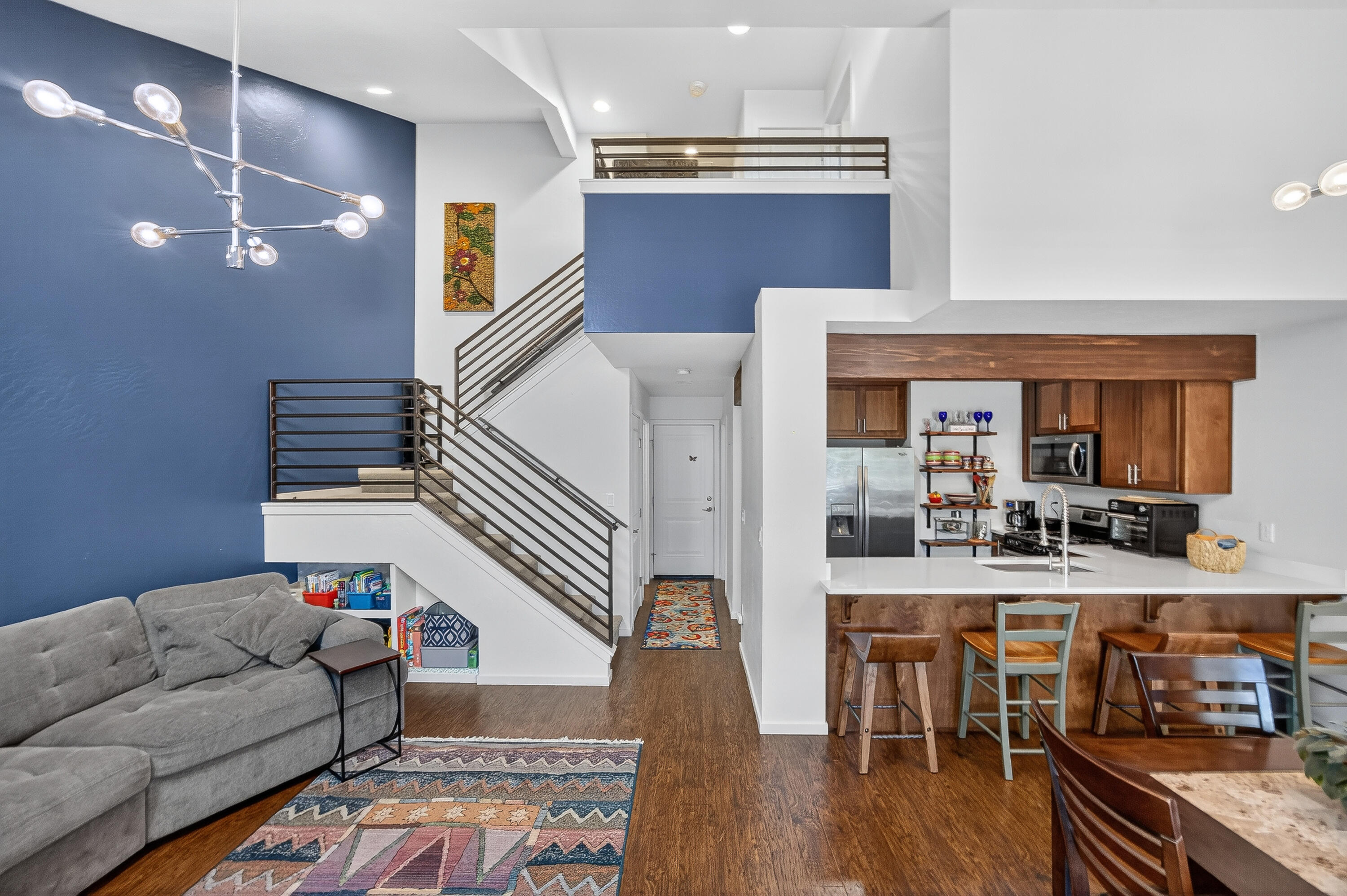 55 N Mountain Avenue